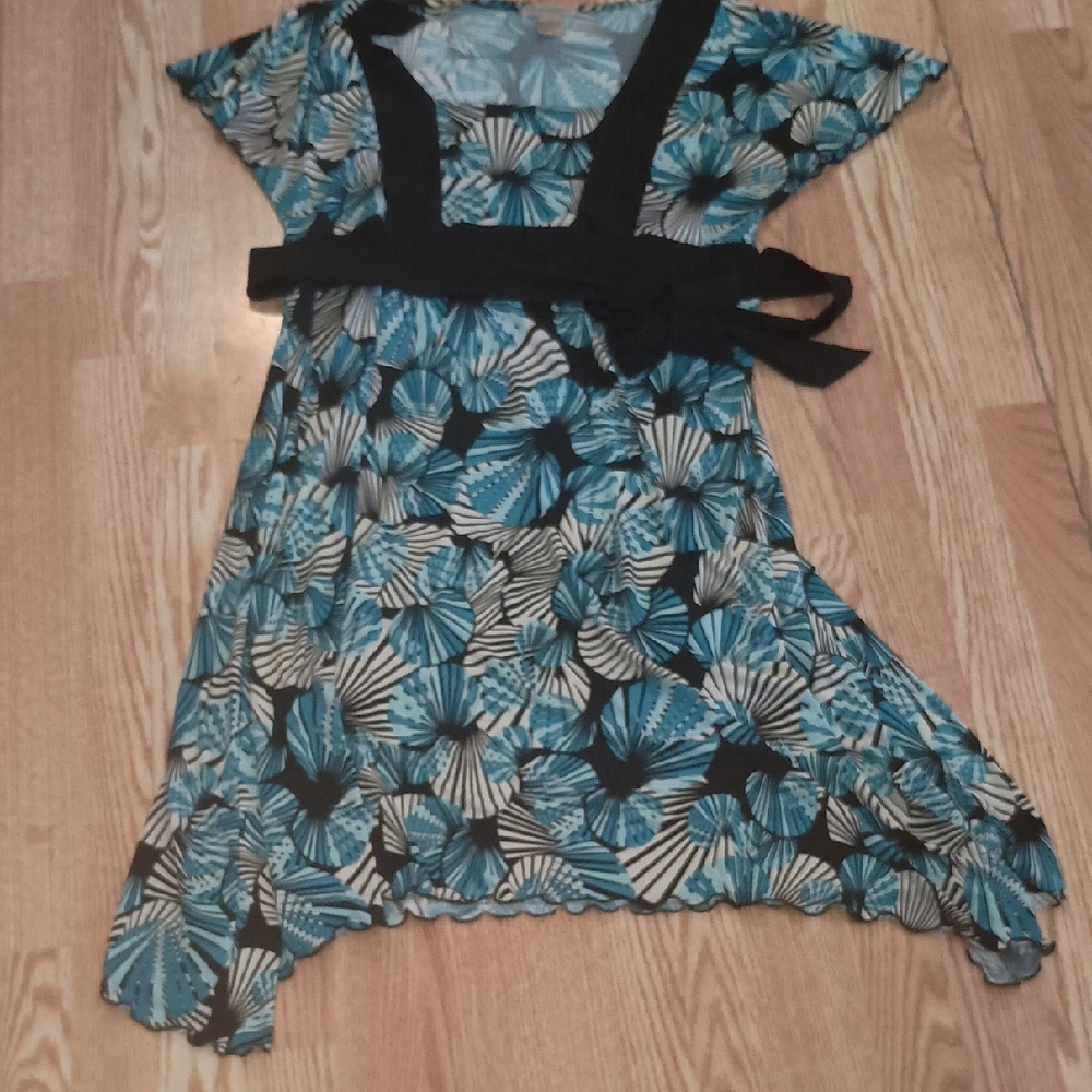 Susan Lawrence Blue and Black Patterned Top